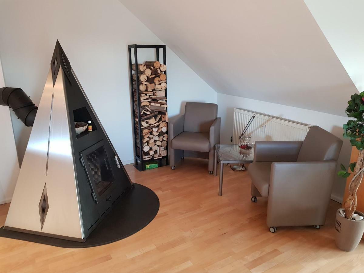Appartment Doellinger Messe Fraenkisches Seenland Schwabach Bagian luar foto